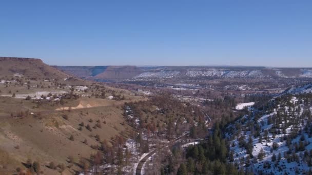 Luchtfoto Video Van Warm Springs Reservering Tijdens Winter Oregon Verenigde — Stockvideo