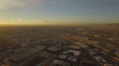 Şehir El Paso Texas hava video. Meksika sınırı.