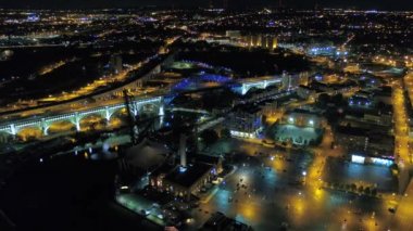Downtown Cleveland Ohio geceleri hava video.