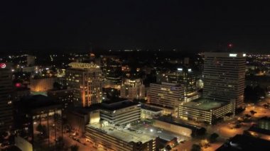 Gece şehir merkezinde Columbia şehir hava video