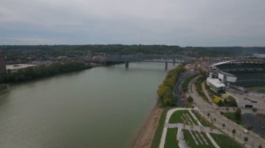 Cincinnati Ohio'daki hava video.