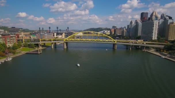Aerial Video Downtown Pittsburgh Pennsylvania — Stockvideo