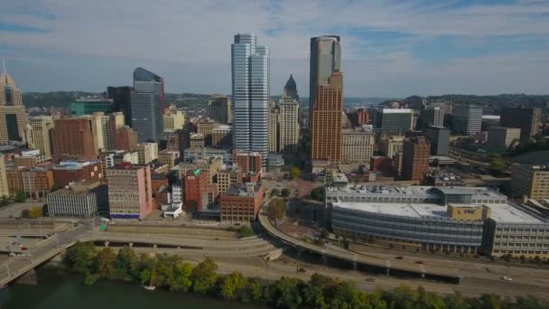 Aerial Video Downtown Pittsburgh Pennsylvania — Stockvideo