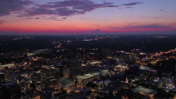 Luchtfoto Video Van Downtown Columbia City Nachts — Stockvideo