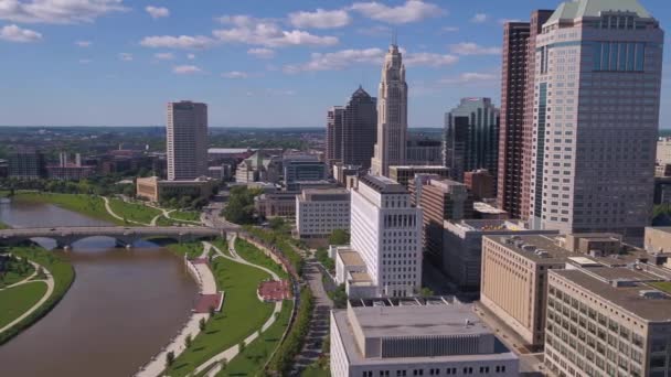 Aerial Video Downtown Columbus Ohio Sunny Day — Stock Video