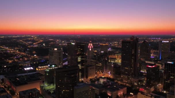 Aerial Video Centrala Columbus Ohio Natten — Stockvideo