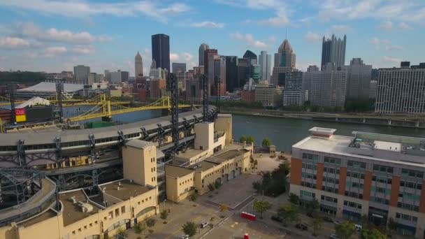 Vídeo Aéreo Del Centro Pittsburgh Pennsylvania — Vídeos de Stock