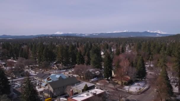冬の間にオレゴン州ベンド市空撮 — ストック動画