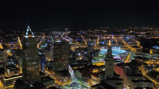 Vidéo Aérienne Centre Ville Cleveland Dans Ohio Nuit — Video