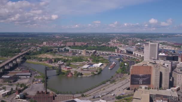 Vidéo Aérienne Centre Ville Cleveland Ohio Par Une Journée Ensoleillée — Video