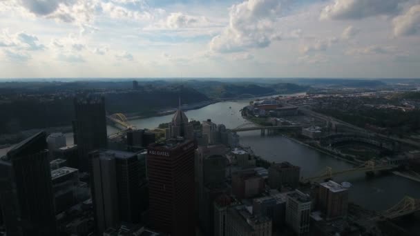 Luchtfoto Video Van Het Centrum Van Pittsburgh Pennsylvania — Stockvideo