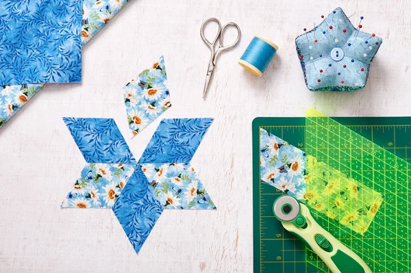 Prepare of diamond pieces of fabric for sewing quilt, top view — Stock Photo, Image