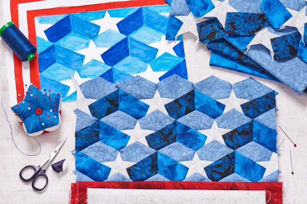 Costura de edredón con elementos estilizados de bandera americana — Foto de Stock