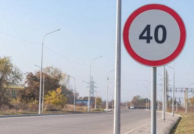 Hız sınırı işareti saatte 40 kilometre