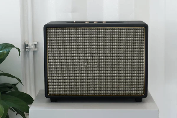 Vintage Speaker White Wall House — Stock Photo, Image