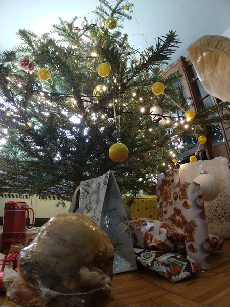 Weihnachtsbaum Mit Dekoration Hause — Stockfoto