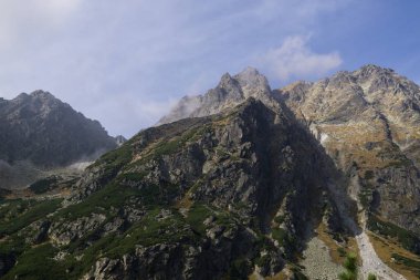 Yüksek Tatras Dağları 'nın zirveleri. Slovakya