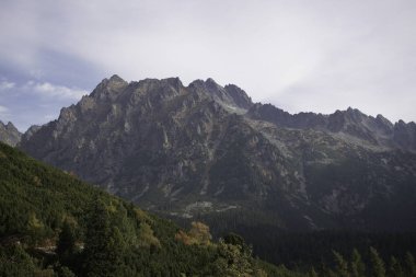 Yüksek Tatras Dağları 'nın zirveleri. Slovakya
