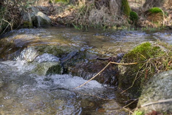 Schöner Gebirgsfluss Tag Zeit Erschossen — Stockfoto