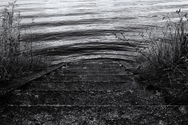 Jezero Jarní Přírodě Slovensko — Stock fotografie