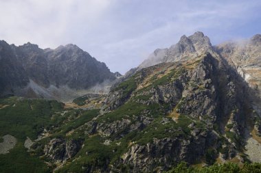 Yüksek Tatras Dağları 'nın zirveleri. Slovakya