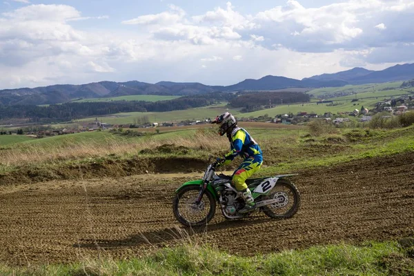 Motocross Motorradfahrer Aus Nächster Nähe Erschossen — Stockfoto