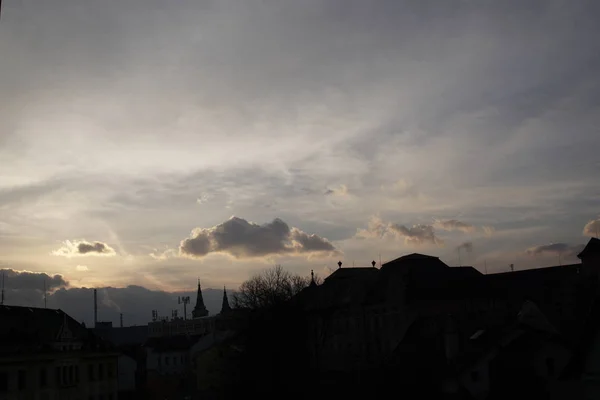 Hermosas Nubes Sobre Ciudad Eslovaquia —  Fotos de Stock