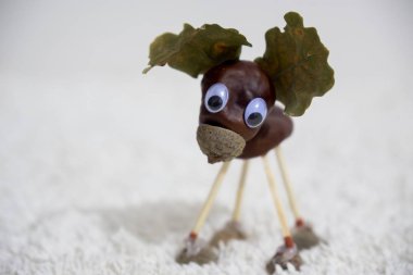 El yapımı geyik oyuncağı, yakın çekim.