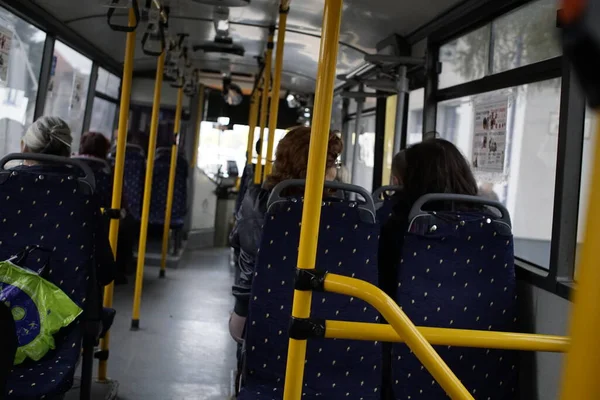 Dentro Autocarro Com Pessoas Eslováquia — Fotografia de Stock