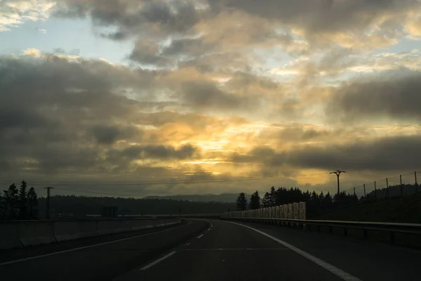 Dag Tid Skott Motorvägen Bakgrunden Slovakien — Stockfoto