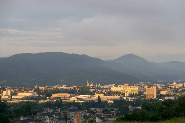 Belo Pôr Sol Sobre Colina Eslováquia — Fotografia de Stock