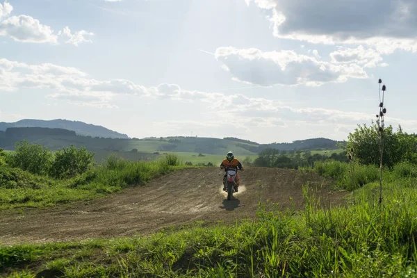 Cidade Zilina País Eslováquia Data Abr 2018 Motociclista Andando Fora — Fotografia de Stock