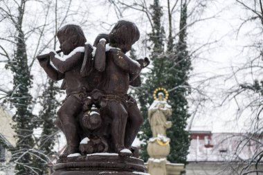 Slovakya 'daki parkta heykeller ve heykeller