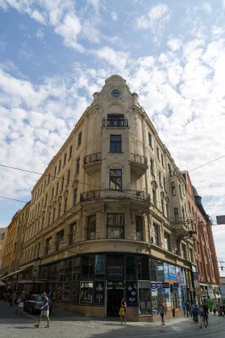 Arkaplanda güzel şehir manzarası