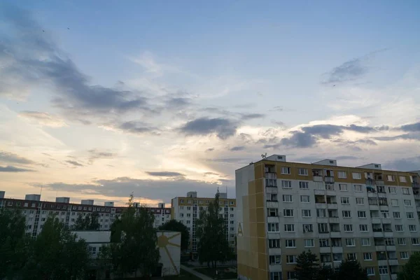 Nascer Sol Pôr Sol Sobre Edifícios Cidade Zilina Eslováquia — Fotografia de Stock