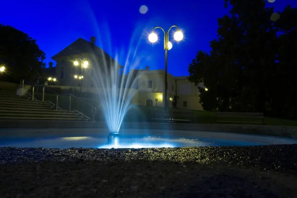 Blick Auf Brunnen Bei Nacht Tschechische Republik — Stockfoto