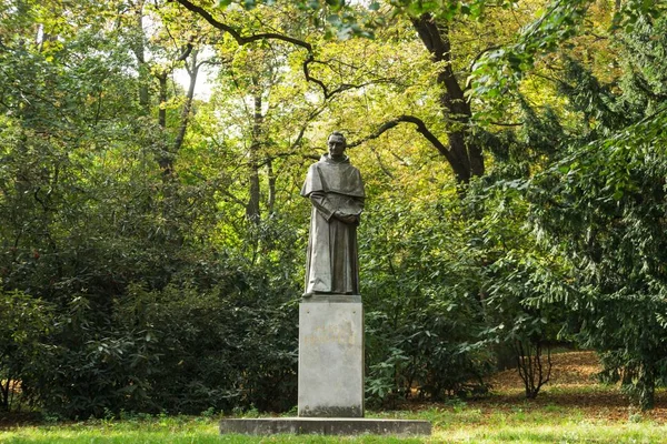 Beautiful Statue Green Park — Stock Photo, Image