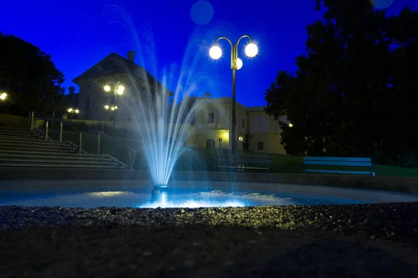 Blick Auf Brunnen Bei Nacht Tschechische Republik — Stockfoto