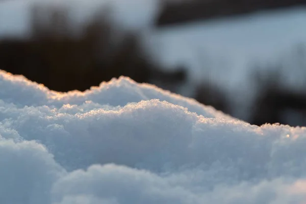 冬の間に雪のヒープが閉じます スロバキア — ストック写真