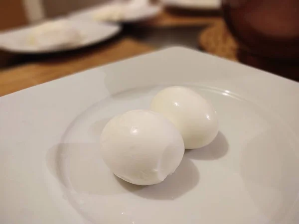 Ouă Fierte Placă Albă — Fotografie, imagine de stoc