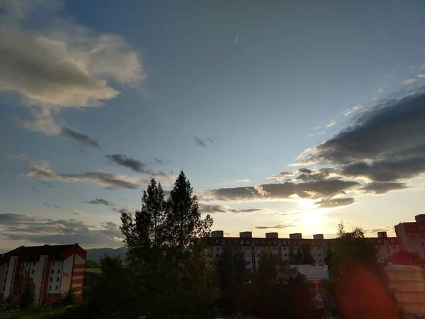 Nascer Sol Pôr Sol Sobre Colinas Cidade Eslováquia — Fotografia de Stock