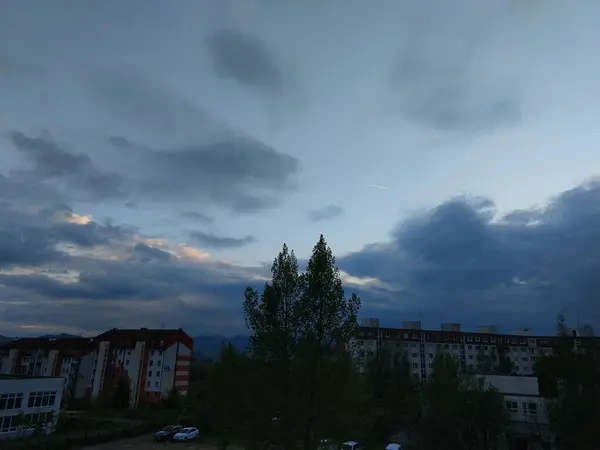 Východ Slunce Nebo Západ Slunce Nad Budovami Městě Slovensko — Stock fotografie