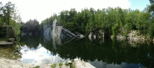 Schöne Schlucht Auf Naturhintergrund — Stockfoto