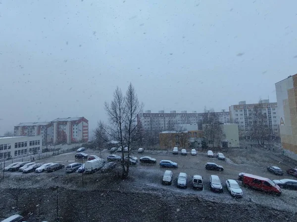 Kasabada Kış Boyunca Gün Batımında Çatılarda Kar Vardı Slovakya — Stok fotoğraf