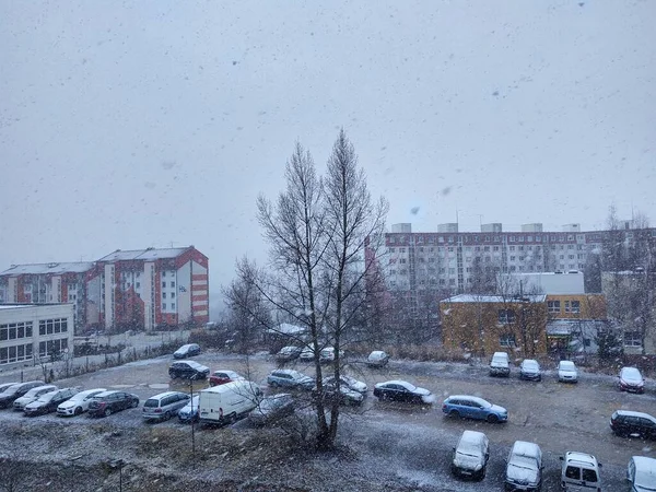 Tramonto Città Durante Inverno Con Neve Sui Tetti Slovacchia — Foto Stock