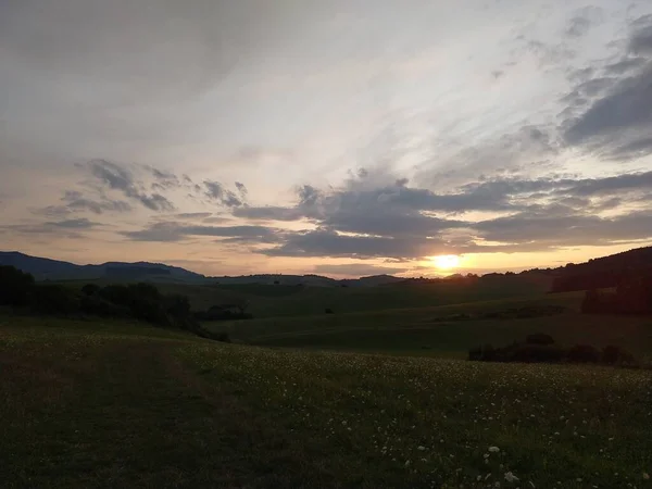 Закат Восход Солнца Красочными Облаками Словакия — стоковое фото