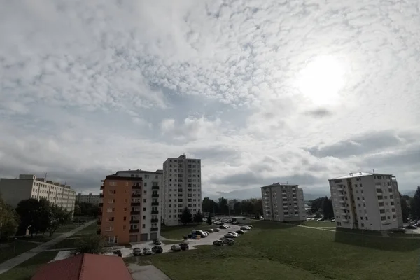 Nascer Pôr Sol Sobre Edifícios Cidade Zilina Eslováquia — Fotografia de Stock