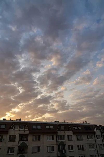 Vista Incrível Edifícios Altos Com Fundo Céu Nublado — Fotografia de Stock