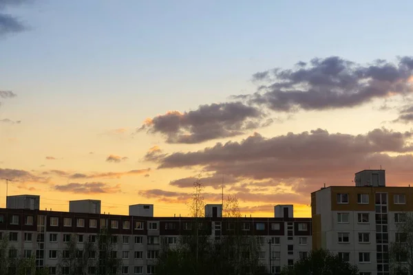 Avondzonsondergang Boven Stadsgezicht — Stockfoto