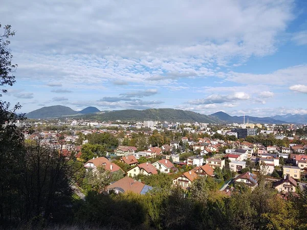 Zilina Şehrindeki Binaların Üzerinde Gün Doğumu Gün Batımı Slovakya — Stok fotoğraf